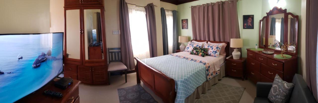 Appartement Irie Hideaway - Private Studio In Gated Community --Caribbean Estates, Portmore Extérieur photo